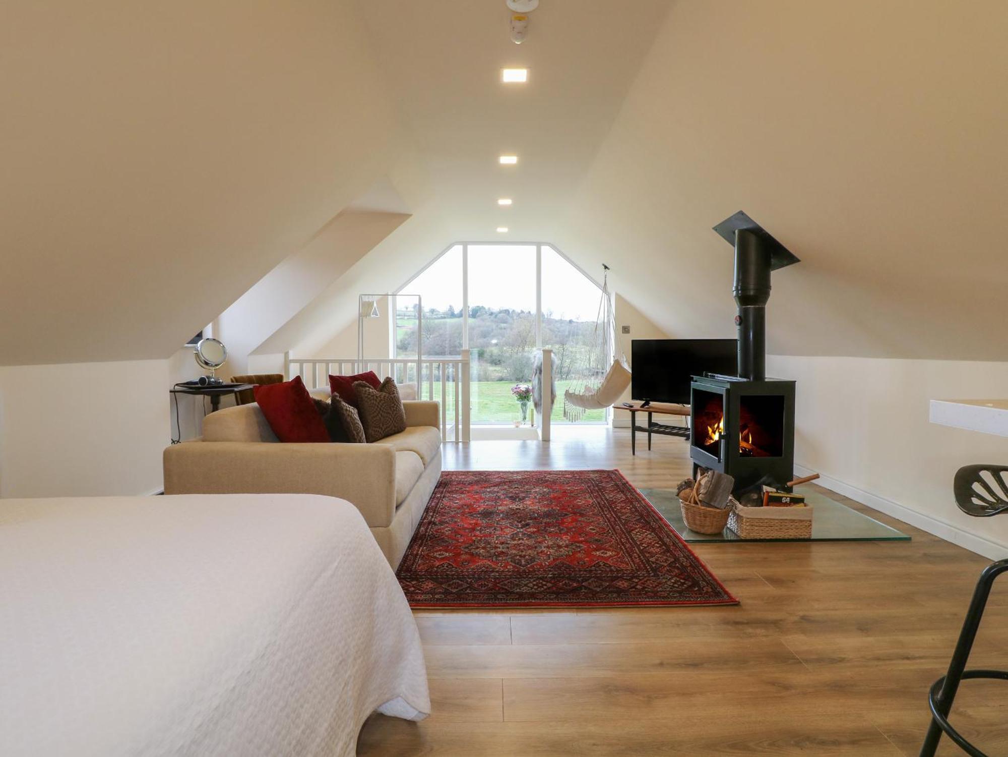 The Loft At Amber View Villa Belper Bagian luar foto